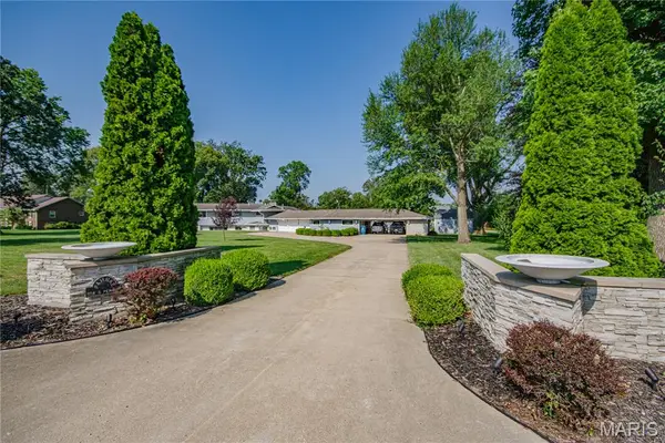 1114 S Perrine Street, Centralia, IL 62801