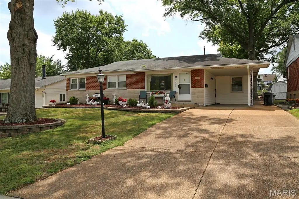 4840 Blackhawk Drive, Affton, MO 63123 - Image #1