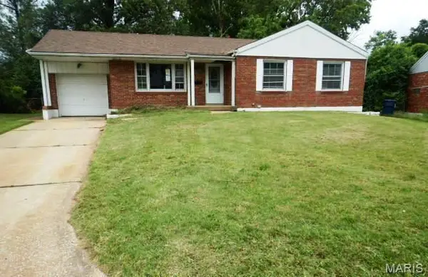 9435 Eastchester Drive, Jennings, MO 63136