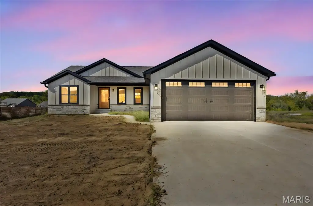 10233 Riehl Farm Drive, Potosi, MO 63664 - Image #1