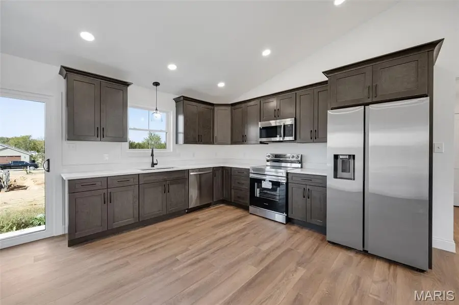 10233 Riehl Farm Drive, Potosi, MO 63664 - Image #3