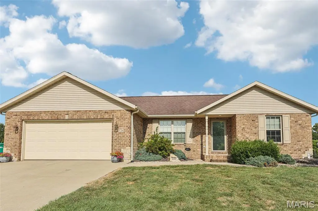 126 Jefferson Drive, Breese, IL 62230 - Image #1