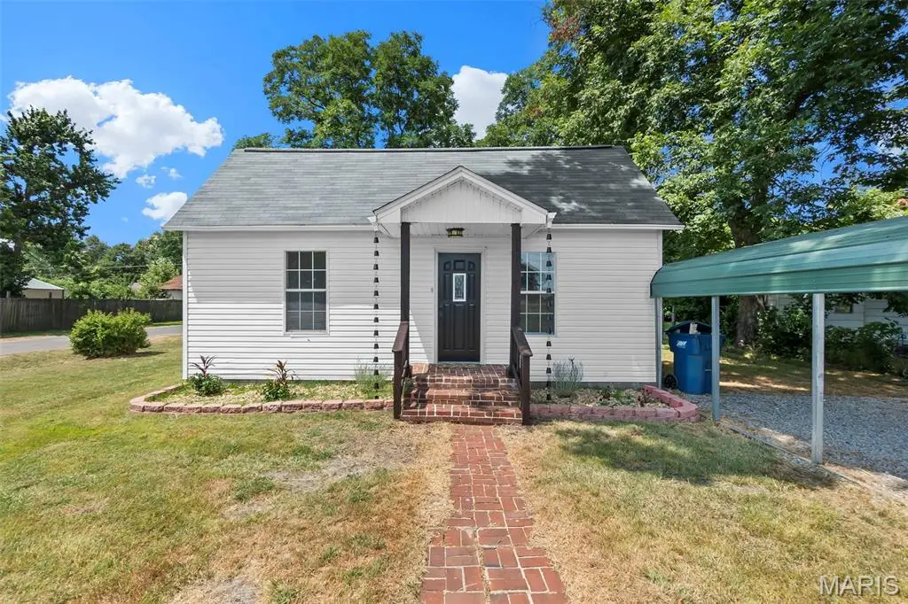 406 S Walker Avenue, Gideon, MO 63848 - Image #1