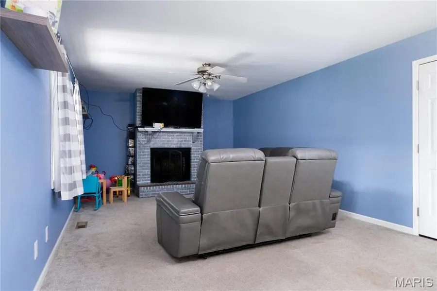 3000 Mockingbird Lane, Granite City, IL 62040 - Image #2