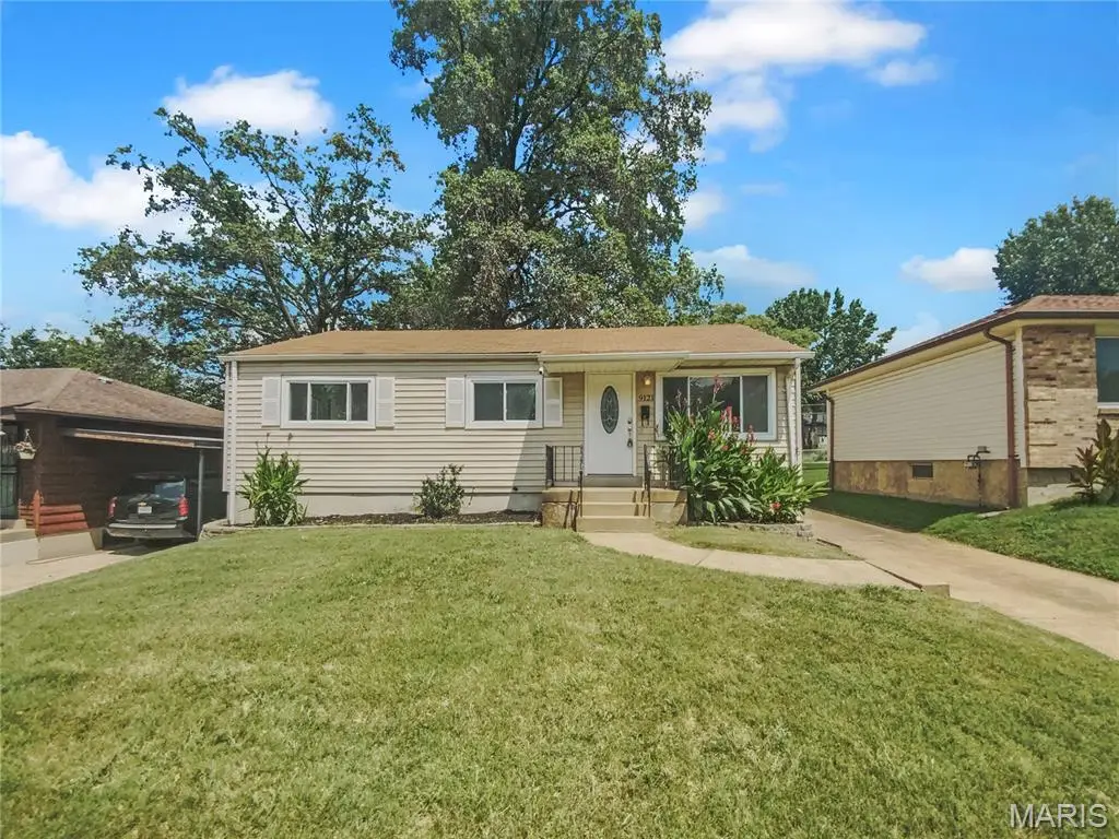 9121 Niger Drive, Saint Louis, MO 63123 - #1