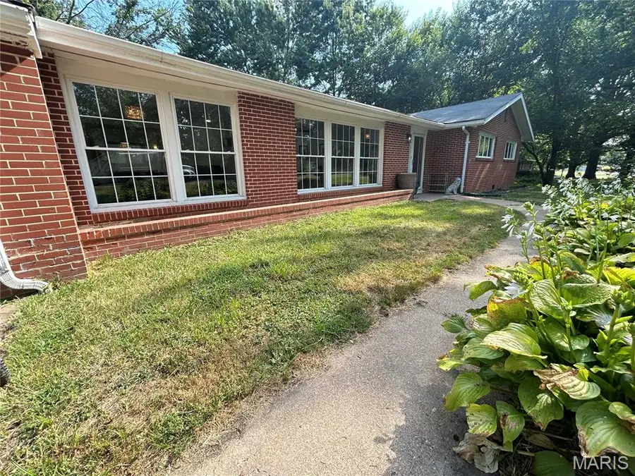 515 W James Boulevard, Saint James, MO 65559 - Image #3