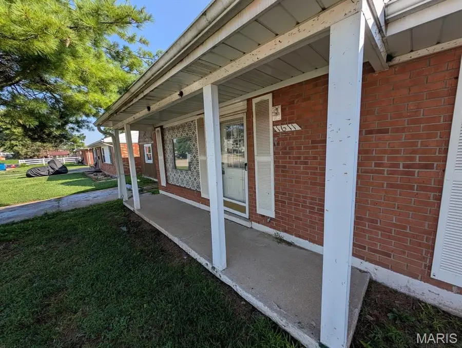 1611 Central Avenue, East Saint Louis, IL 62207 - Image #2