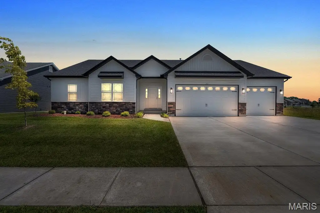 212 Woodhurst Drive, Wentzville, MO 63385 - Image #1