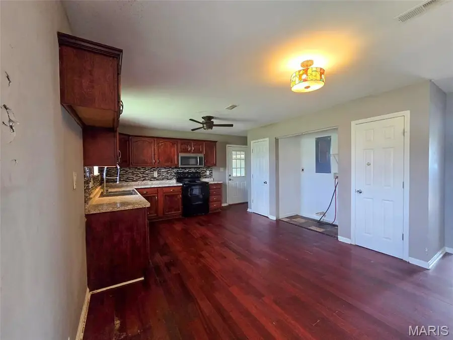 81 Sandy Lane, Benton, MO 63736 - Image #3