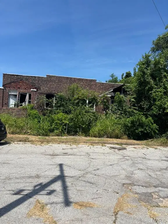 2417-2419 N Garrison Avenue, Saint Louis, MO 63106 - Image #1