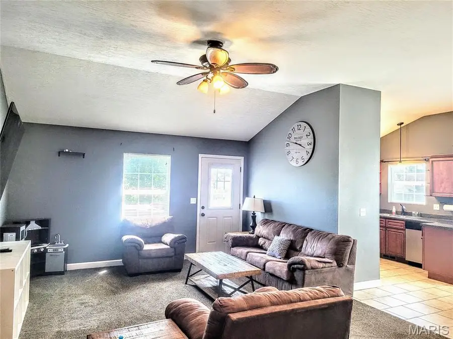20966 Hideaway Lane, Saint Robert, MO 65584 - Image #3