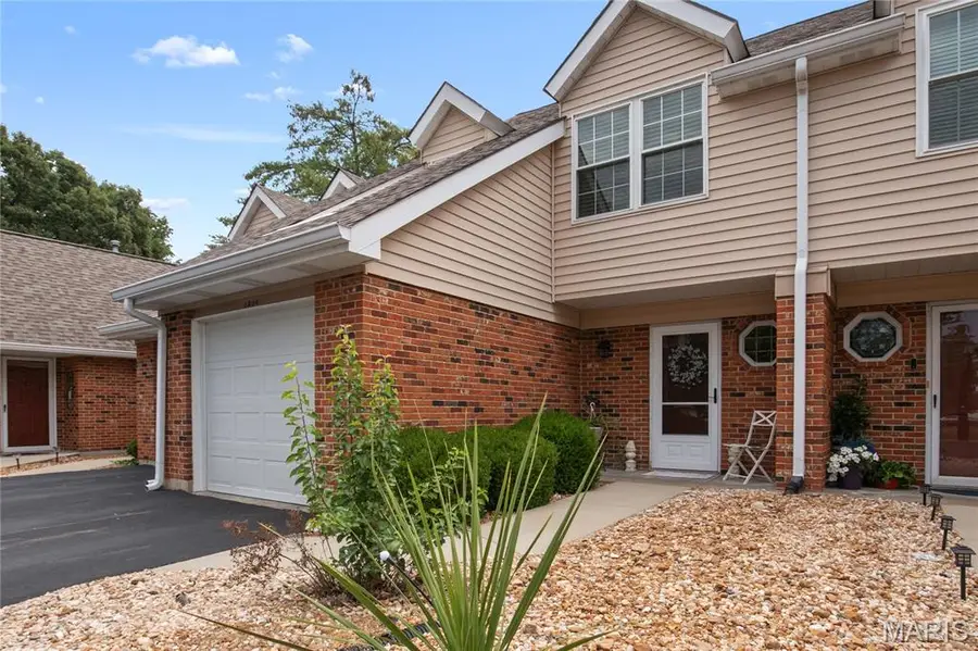 1304 Tahoe Valley Court, Ballwin, MO 63021 - Image #3