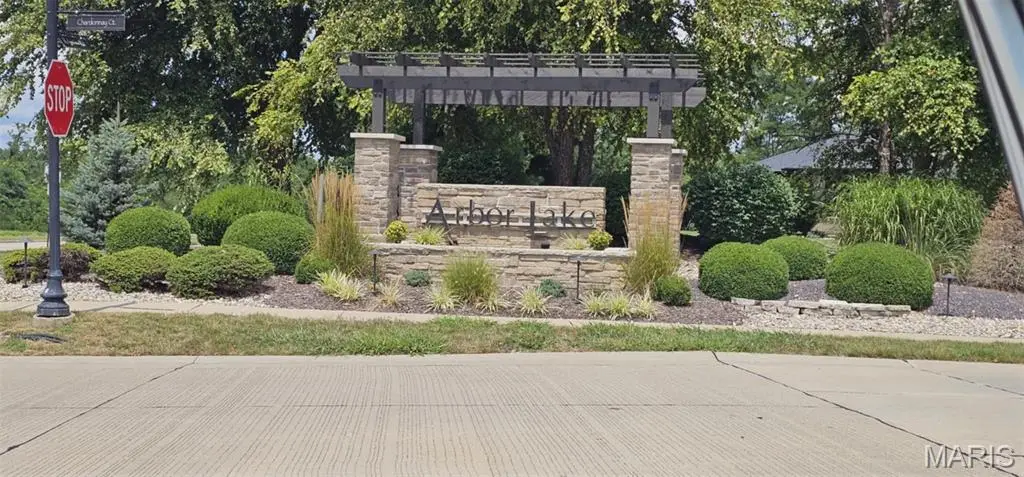 3609 S Arbor Lake Drive, Edwardsville, IL 62025 - Image #1