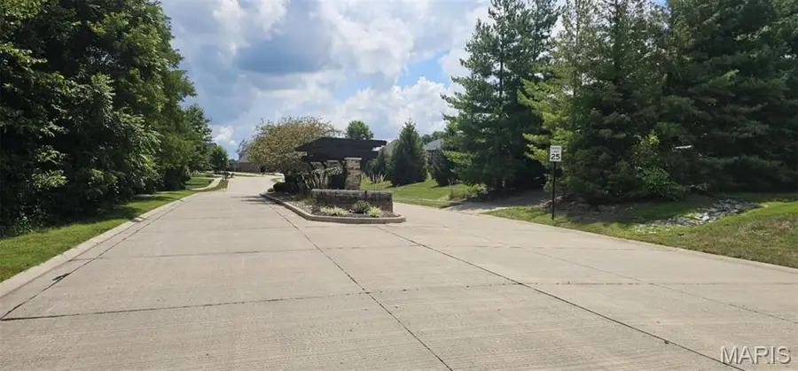 3609 S Arbor Lake Drive, Edwardsville, IL 62025 - Image #3