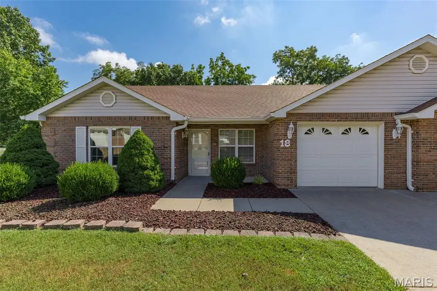 530 Ashbrook Drive #18, Farmington, MO 63640 - Image #3