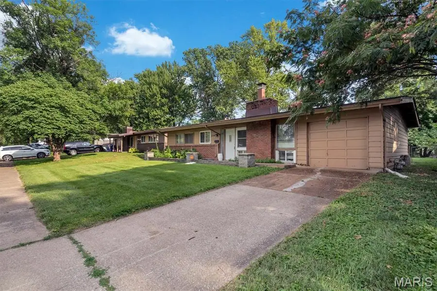 2340 Saint Catherine Street, Florissant, MO 63033 - Image #2
