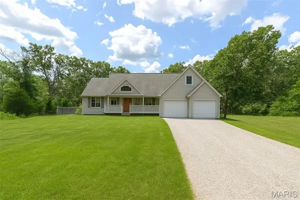 22217 Redwing Road, Waynesville, MO 65583