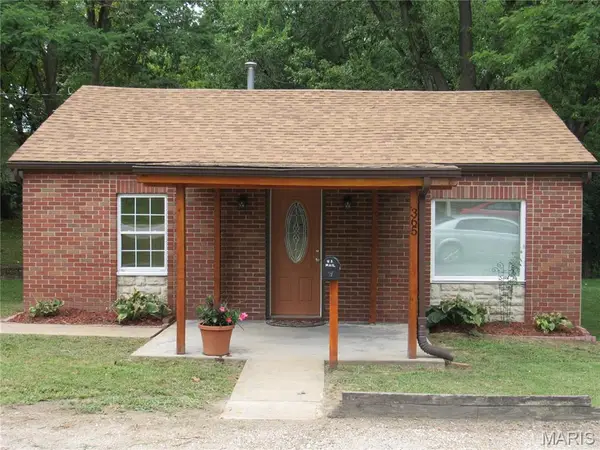 365 Young Street, St Clair, MO 63077