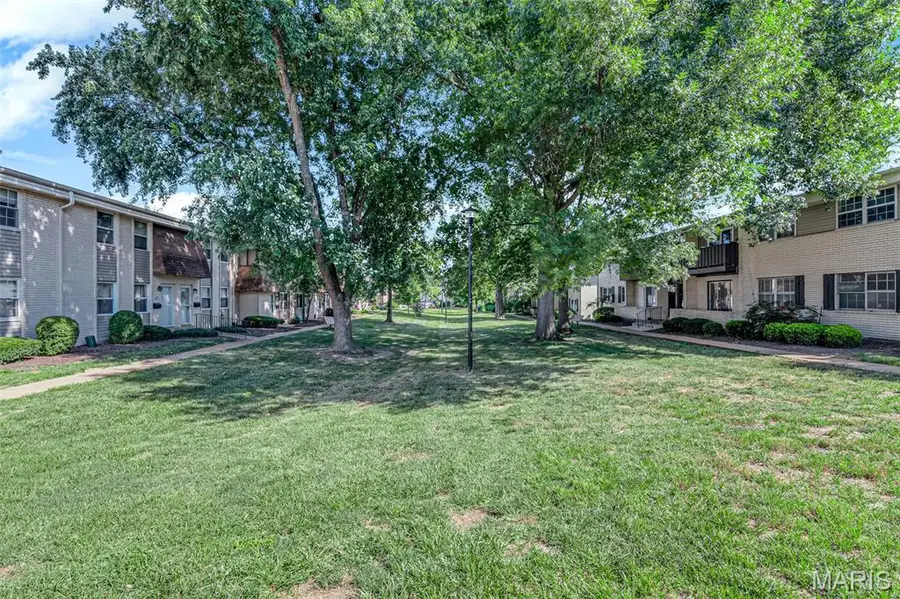 128 Shadalane Walk #A, Ballwin, MO 63011 - Image #3