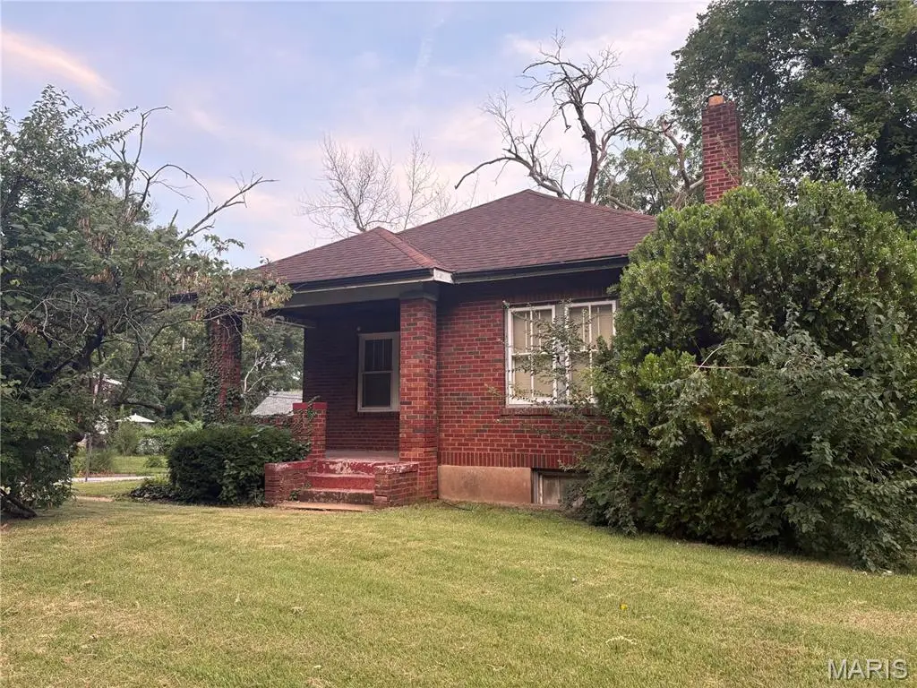 230 Randolph Avenue, Ferguson, MO 63135 - Image #1