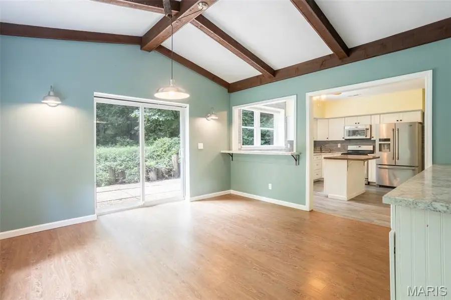 27 Carr Park Road, Belleville, IL 62223 - Image #2