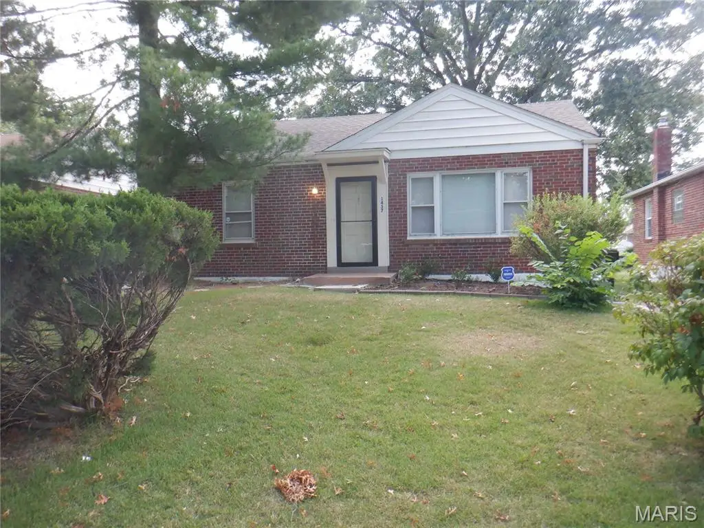1437 Coolidge Drive, University City, MO 63132 - Image #1