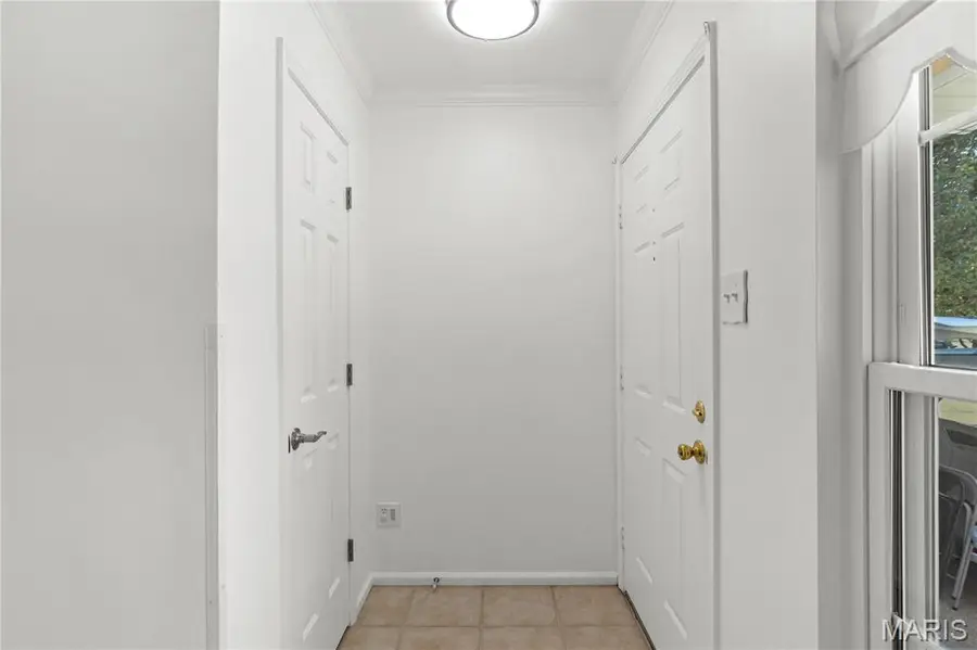 530 Spring Glen Drive, Ballwin, MO 63021 - Image #3