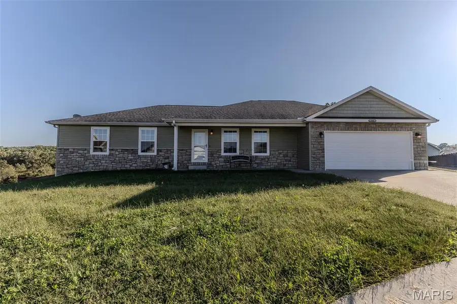 111 Greythorn Court, Saint Robert, MO 65584 - Image #2