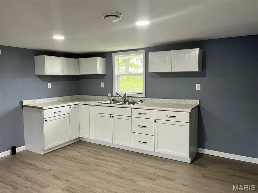 803 S Sligo Street, Salem, MO 65560 - Image #2