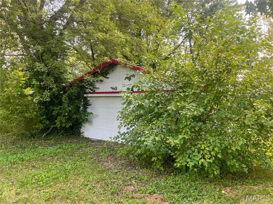 200 S Edwards Street, Staunton, IL 62088 - Image #3