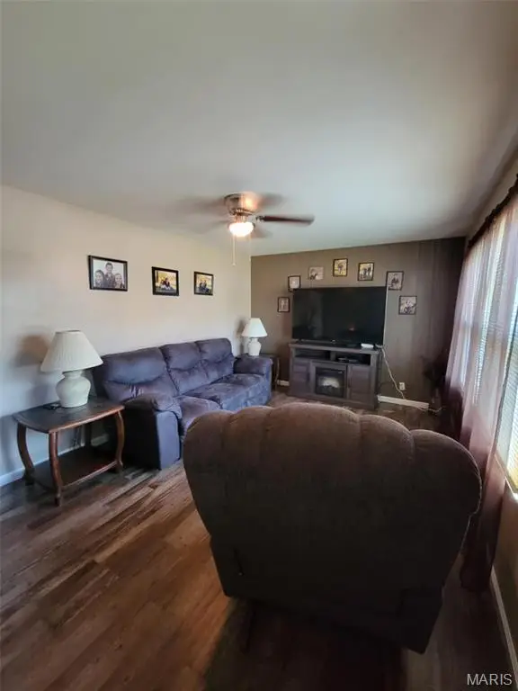 911 N Sunset Drive, Pinckneyville, IL 62274 - Image #3