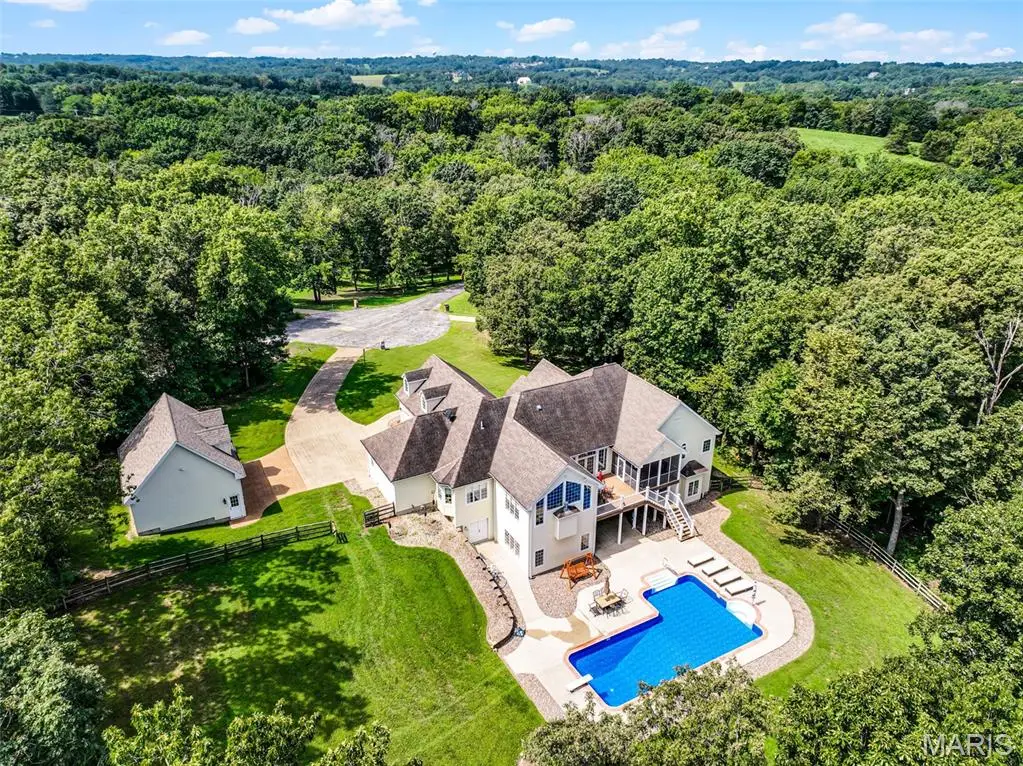 371 Peaceful Hollow Drive, Washington, MO 63090 - Image #1