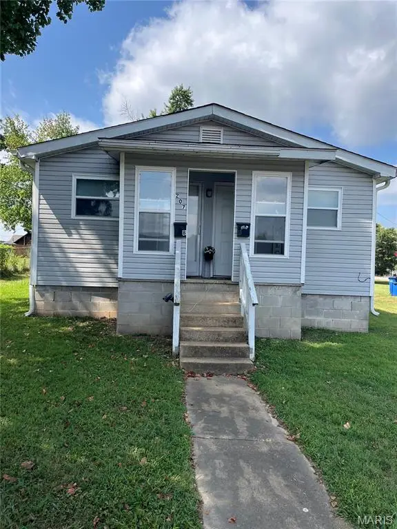 207 N Grant Street, Desloge, MO 63601