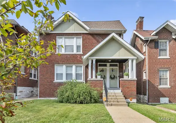4983 Chippewa, St Louis, MO 63109