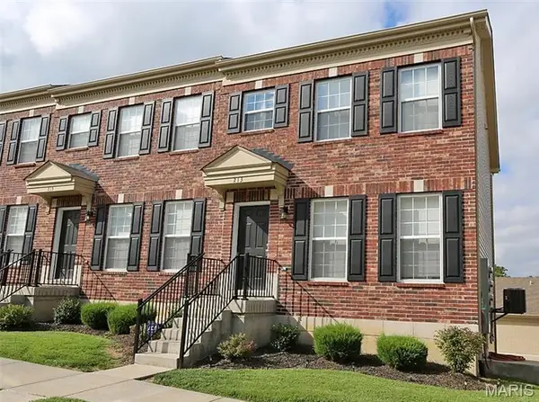 213 Candice Way, St Peters, MO 63376