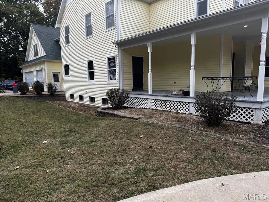 330 Stonehenge Drive, Washington, MO 63090 - Image #3