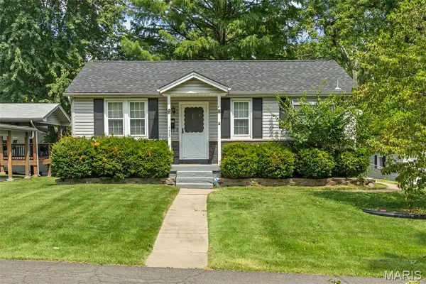 1023 Saint Denis Street, Florissant, MO 63031