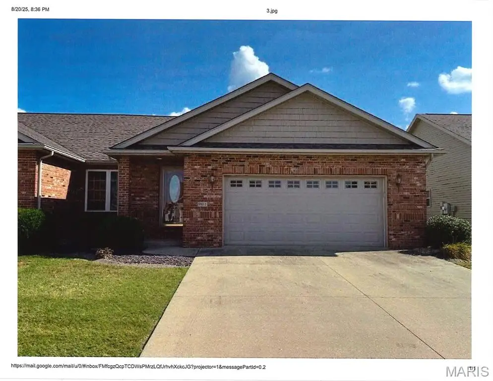 90 Tamarack Lane #B, Highland, IL 62249 - Image #1