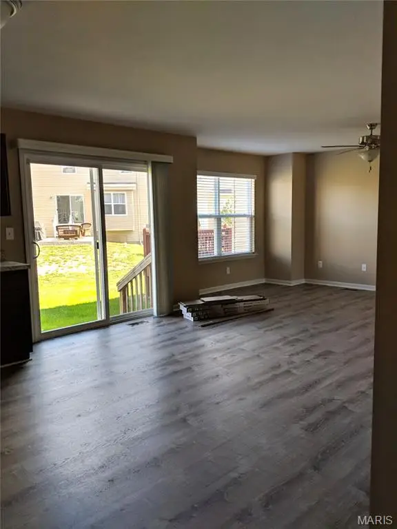 1844 Sterling Oaks Drive, Saint Peters, MO 63376 - Image #2