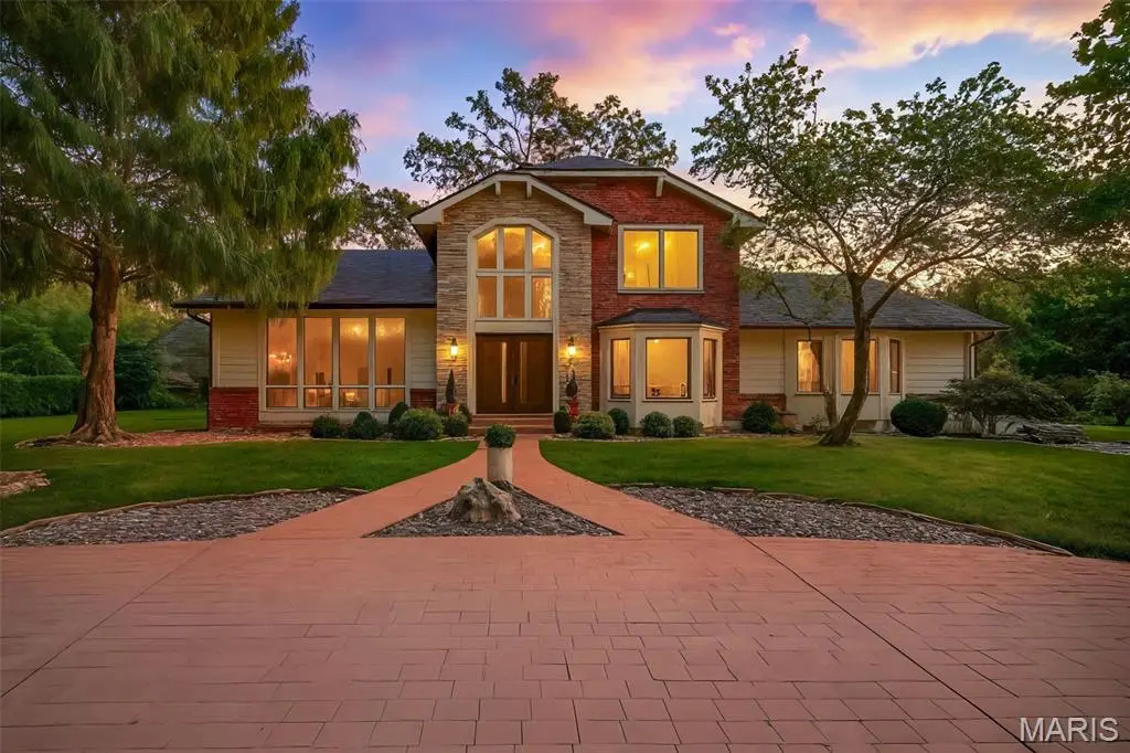 12875 Conway Road, Saint Louis, MO 63141 - Image #1