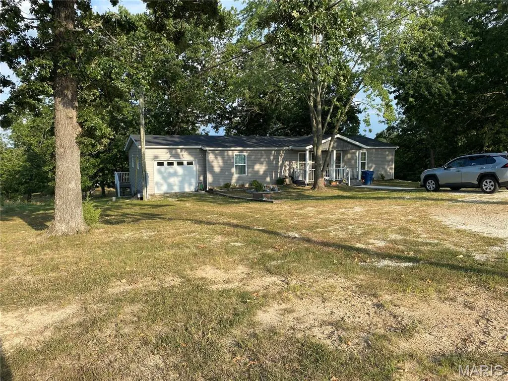 705 O Highway, Laurie, MO 65037 - Image #1