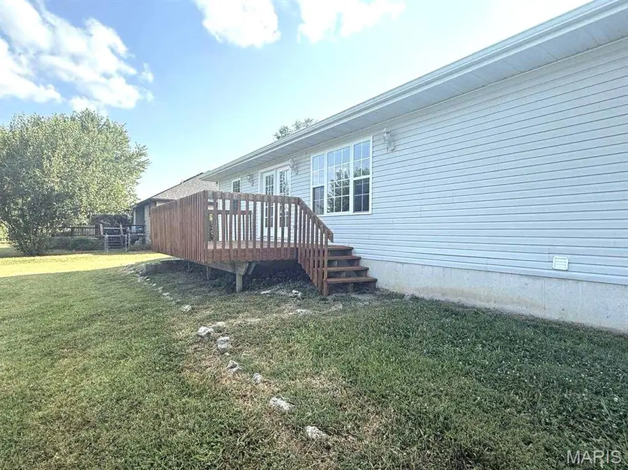 2806 Lafayette Avenue, Lebanon, MO 65536 - Image #2