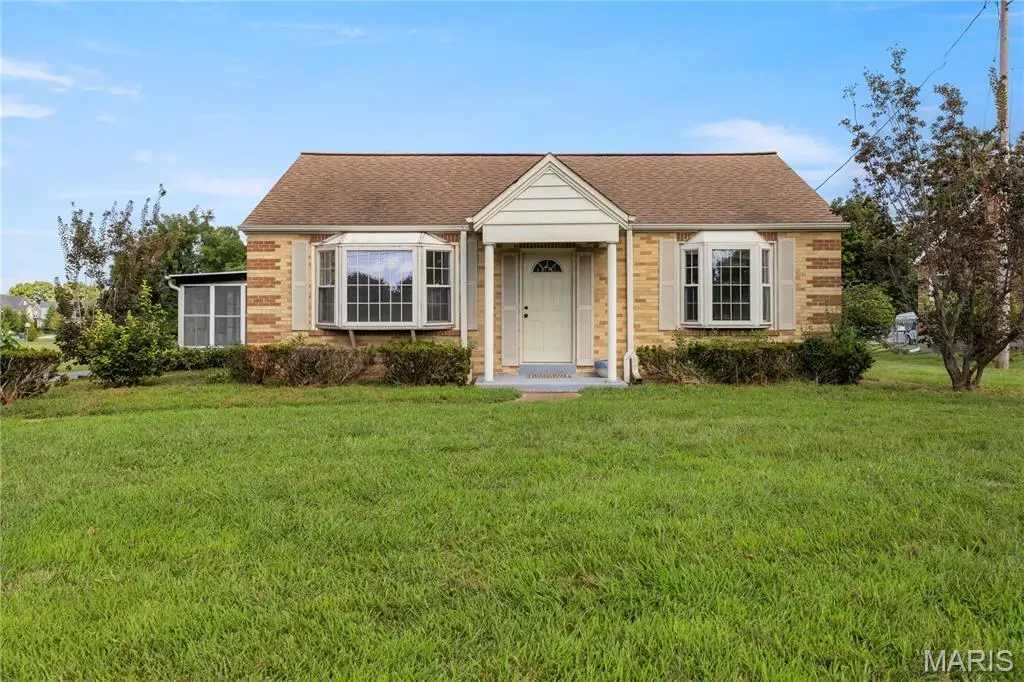 17707 Wild Horse Creek Road, Chesterfield, MO 63005 - Image #1