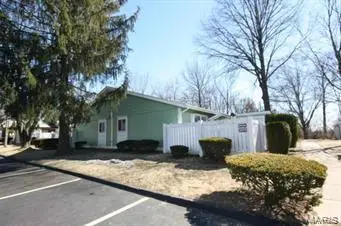 2452 Forest Shadows Drive, Saint Louis, MO 63136 - Image #2