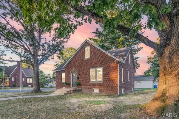 1601 Poplar Street, Highland, IL 62249