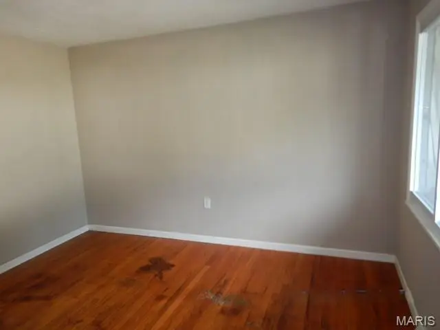 10185 Green Valley Drive, Saint Louis, MO 63136 - Image #3