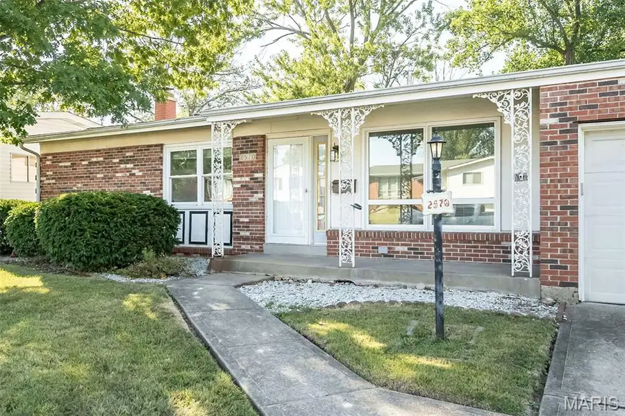 2570 Guildford Drive, Florissant, MO 63033 - Image #3