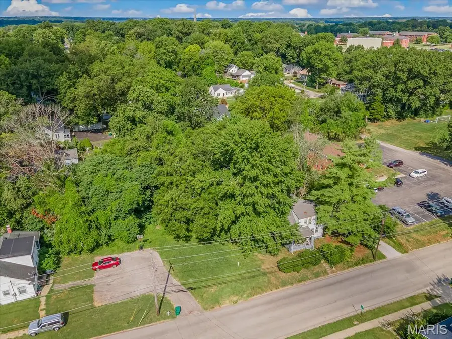 213 N Monroe Street, Lebanon, IL 62254 - Image #3