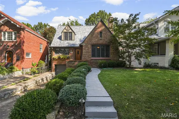 6329 San Bonita Avenue, Clayton, MO 63105
