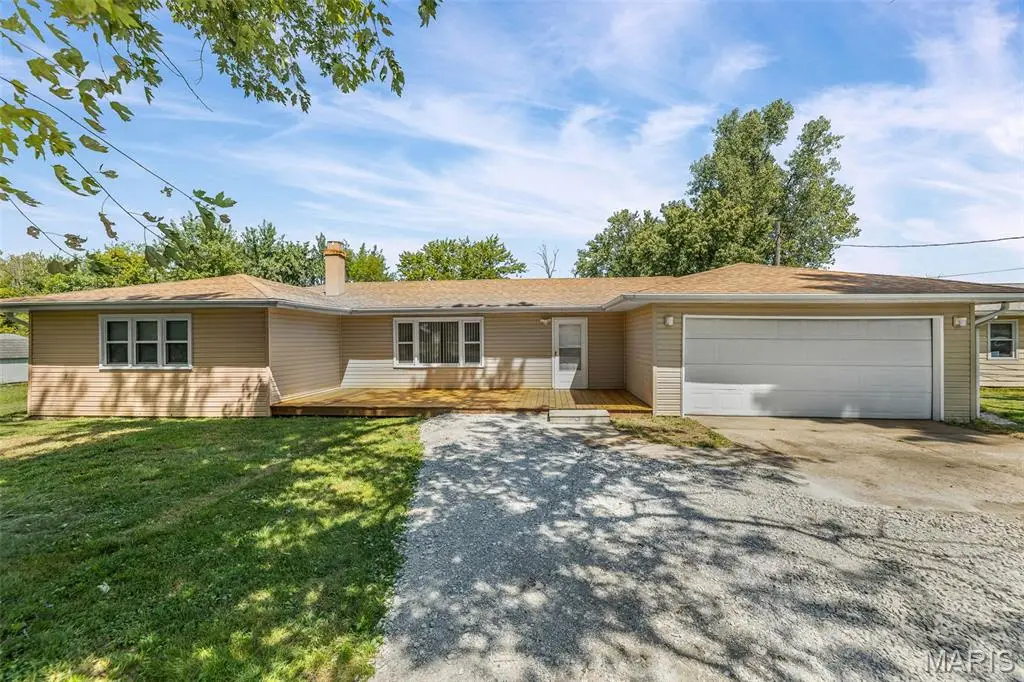 4913 Redwood Lane, Granite City, IL 62040 - Image #1